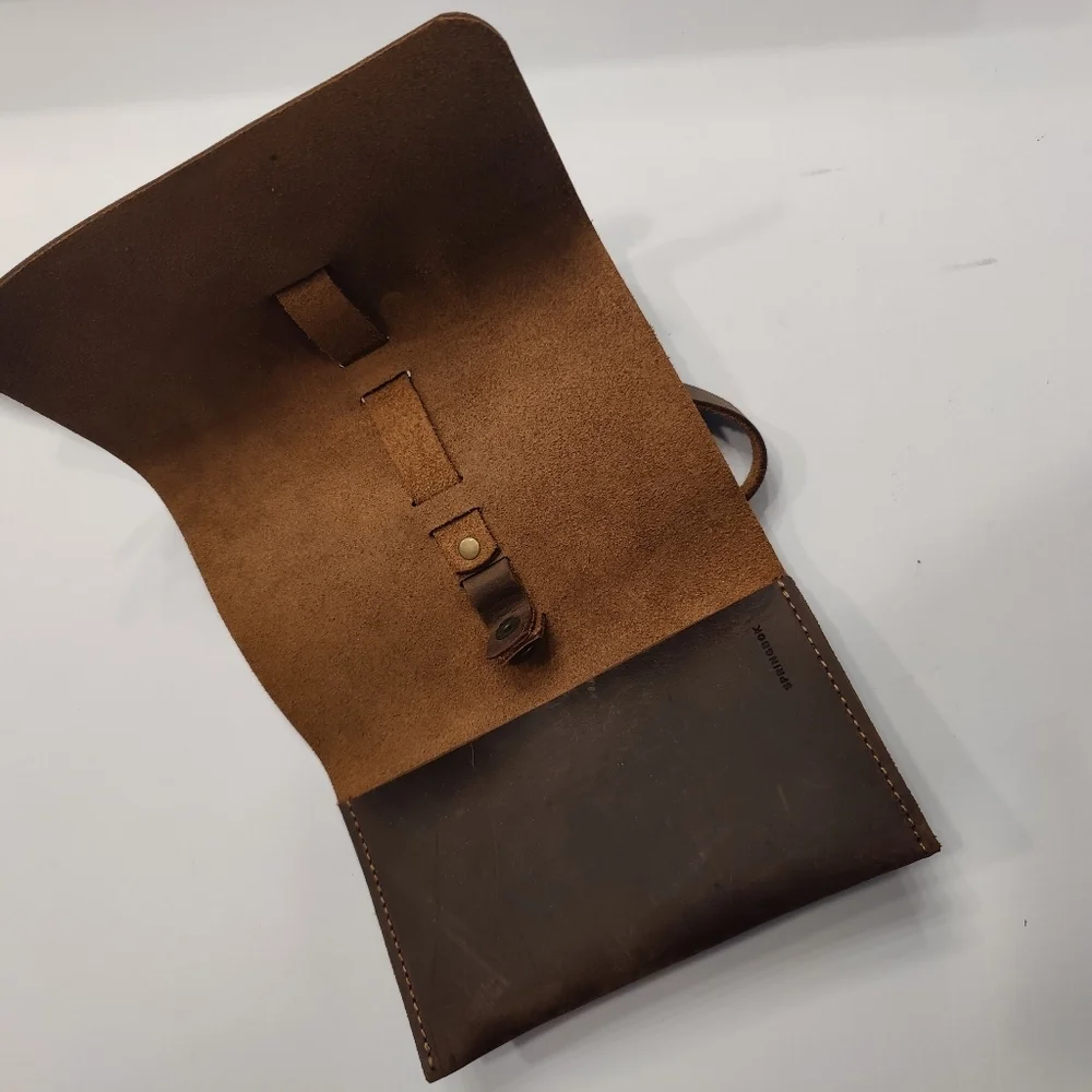 Springbok Vintage Leather Pouch with strap
